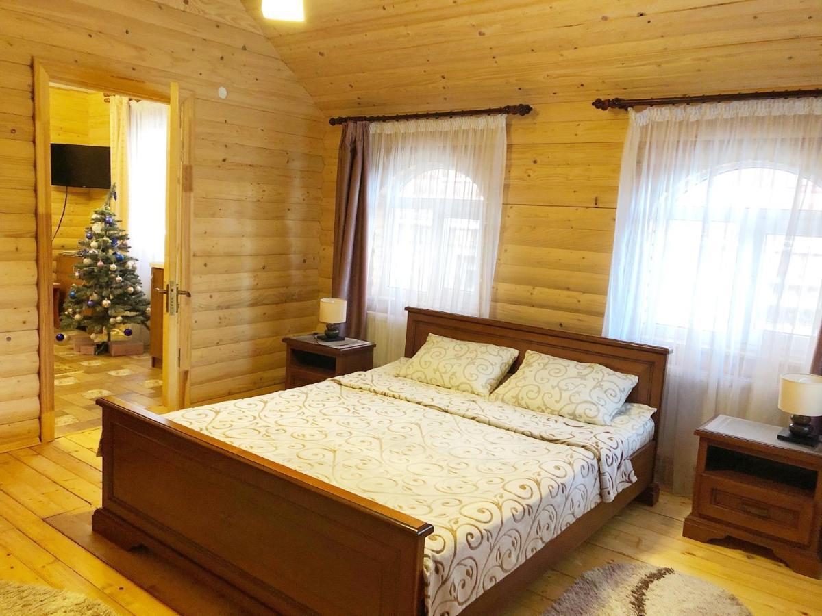 Karpatska Mria Hotel Yaremche Luaran gambar