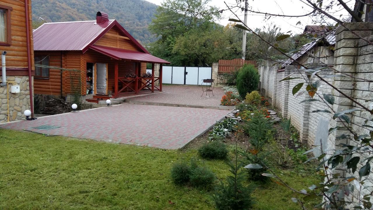 Karpatska Mria Hotel Yaremche Luaran gambar