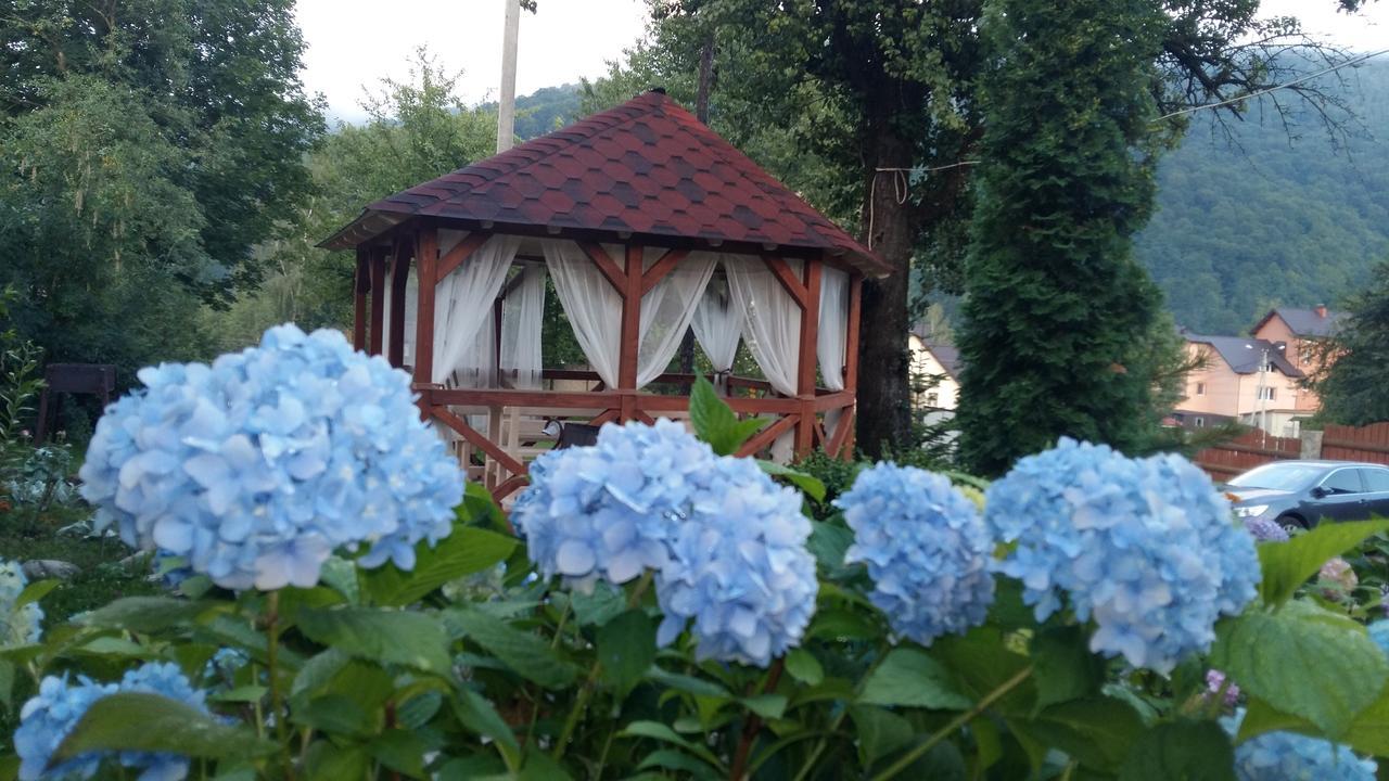 Karpatska Mria Hotel Yaremche Luaran gambar